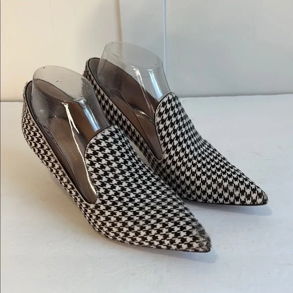 Gianvito Rossi Houndstooth Kitten-Heel Pointed Toe Loafer Pumps